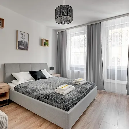 Wilcza Triapart * غدانسك